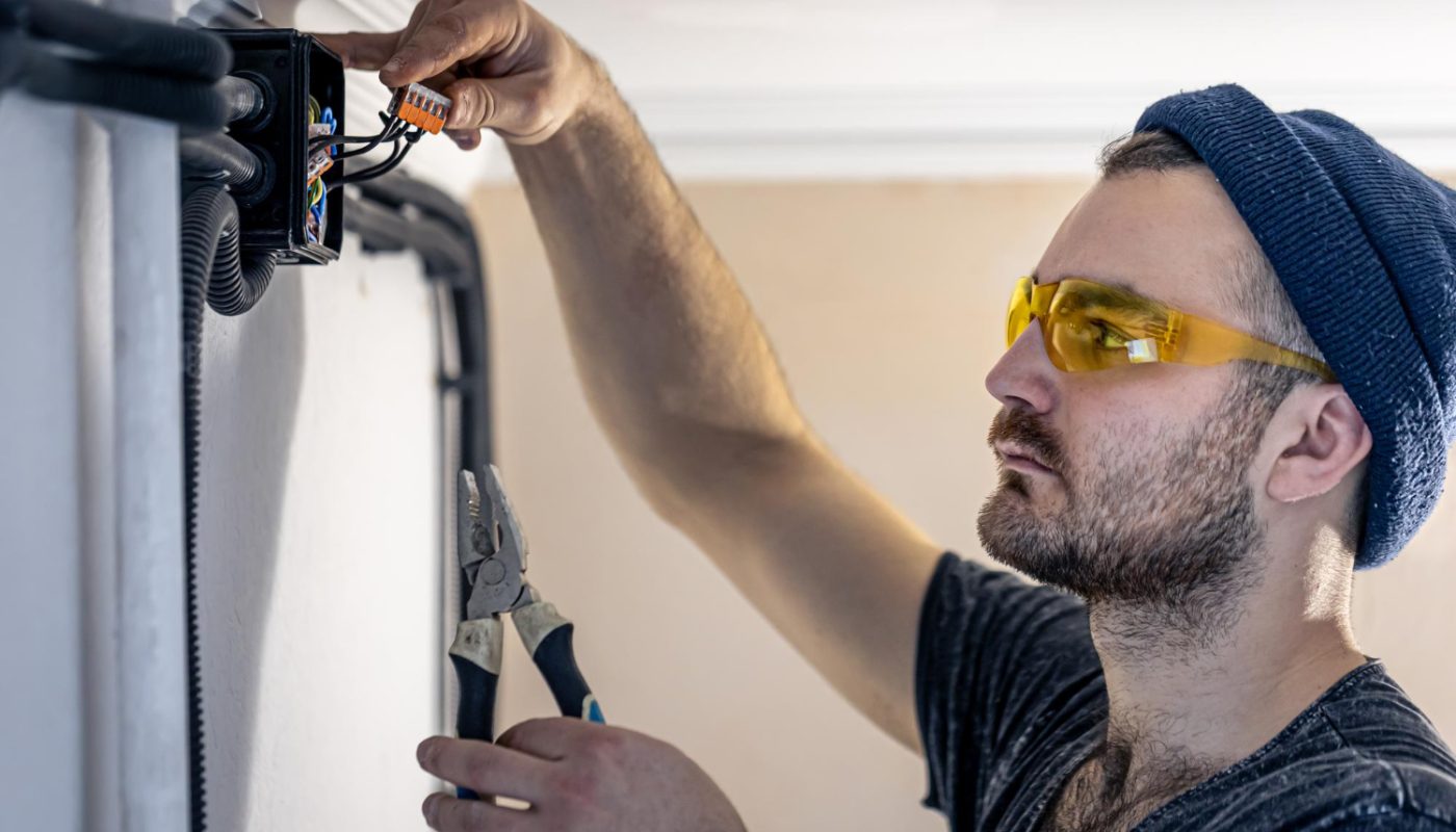 plomberie électricité piliers construction moderne